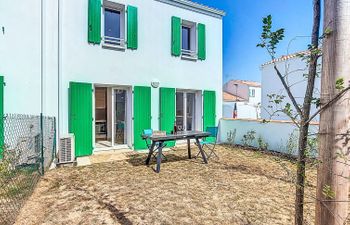 L'Arroche Holiday Home
