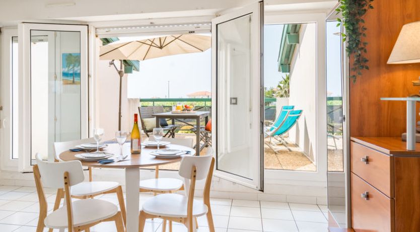 Photo of Les terrasse de la Chambre d'Amour Apartment 4