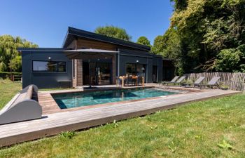 L'Iris Holiday Home