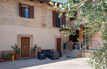Il Borghetto Apartment 3 Holiday Home