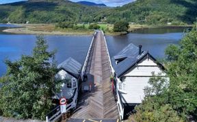 Photo of Toll Bridge Cottage