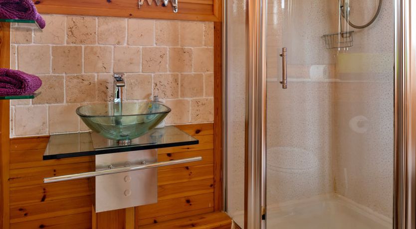 Photo of Toll Bridge Cottage