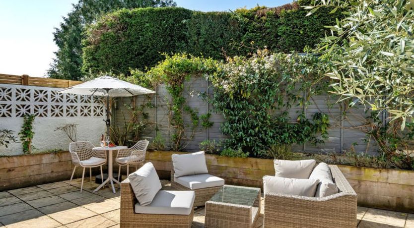 Photo of Dart Retreat