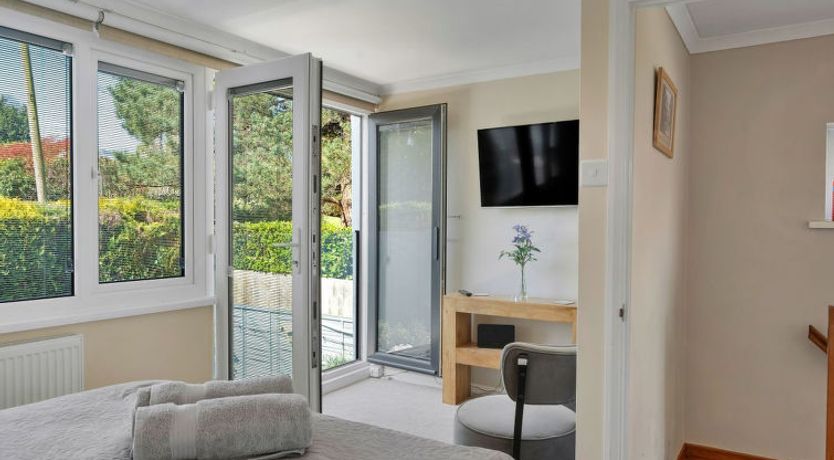 Photo of Dart Retreat