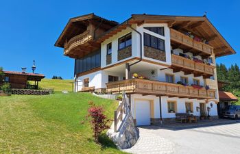 Berganger (WIL422) Holiday Home