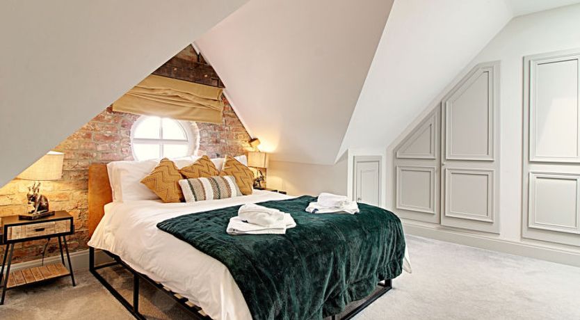 Photo of Highfield House