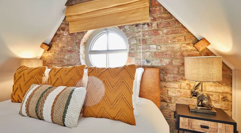 Photo of Highfield House