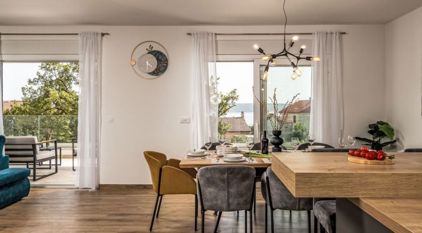 Photo of Green & Blue