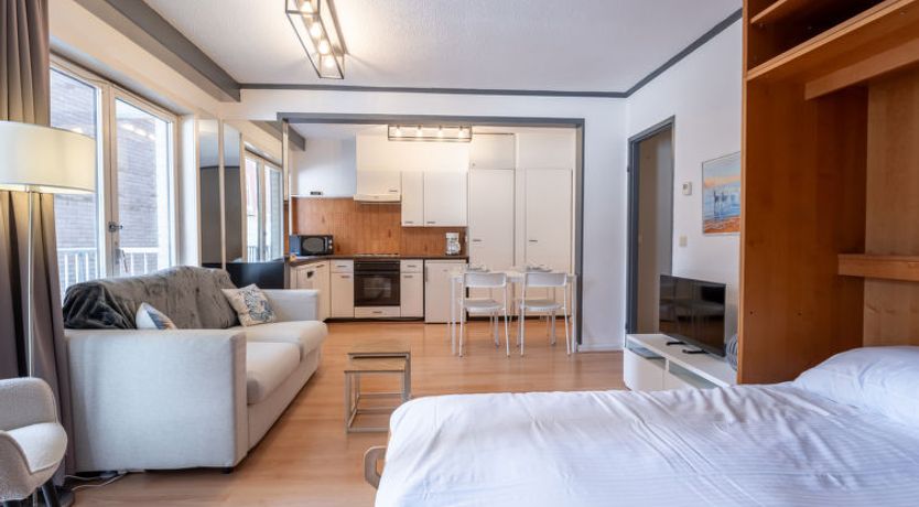 Photo of Sealing with balcony