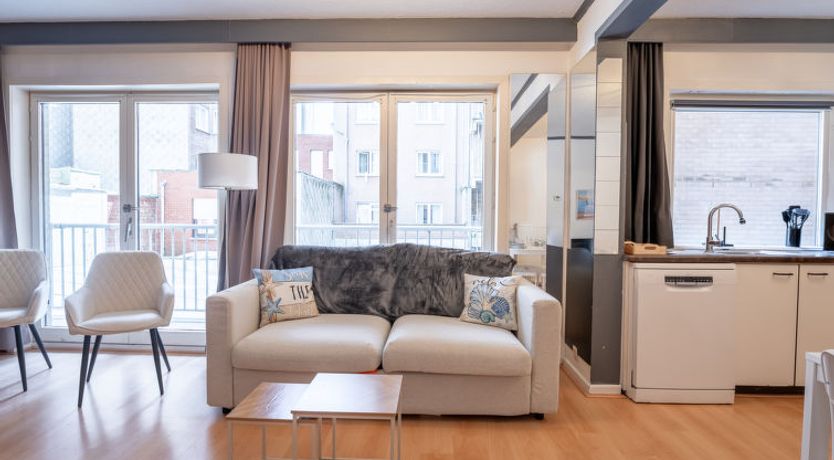 Photo of Sealing with balcony