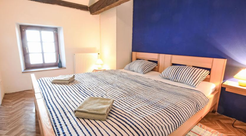 Photo of Spacious in Farmhouse Apartment 3