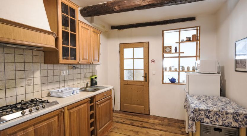 Photo of Spacious in Farmhouse Apartment 3