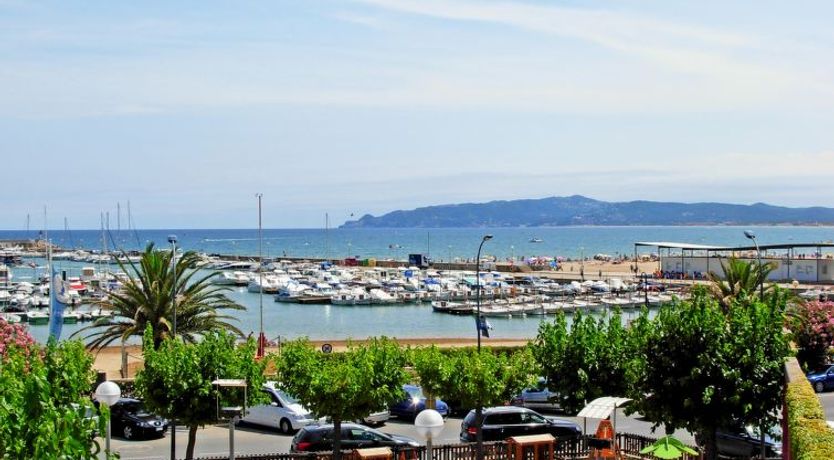 Photo of La Platja Apartment 4