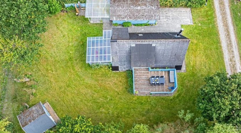 Photo of "Annalia" - 400m from the sea