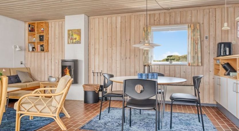 Photo of "Aike" - 1km from the sea