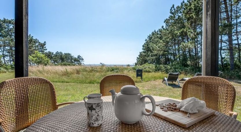 Photo of "Tatianna" - 100m from the sea