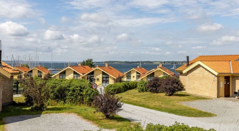 Photo of "Rouwen" - 120m from the sea