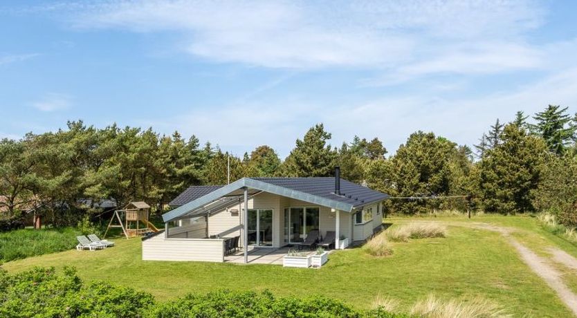 Photo of "Thove" - 600m from the sea