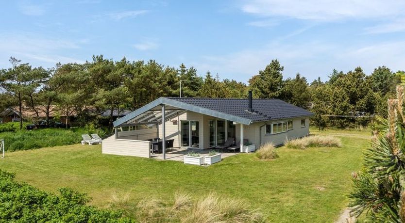 Photo of "Thove" - 600m from the sea