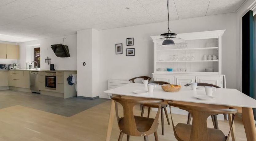 Photo of "Abel" - 250m from the sea