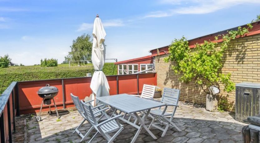 Photo of "Lacey" - 4km from the sea