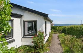 Photo of keld-350m-from-the-sea