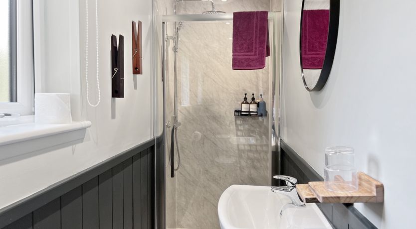 Photo of Robins Nest Lodge