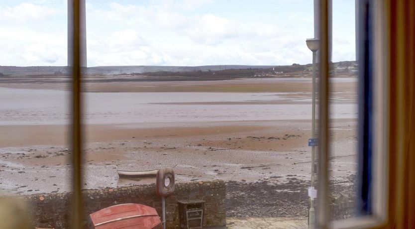 Photo of 2 Bed in Appledore