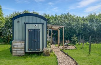 Daisy Shepherd's Hut Holiday Home