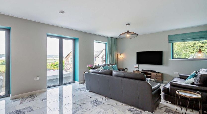 Photo of 4 Bed in Talsarnau