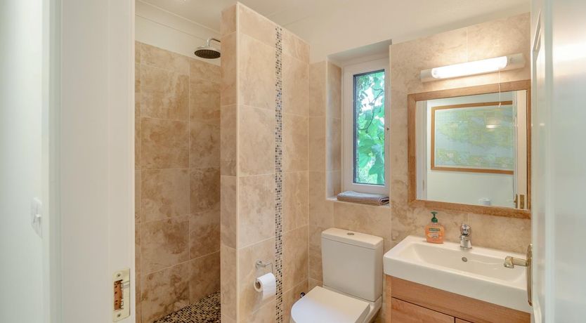 Photo of 3 Bed in Castletownshend