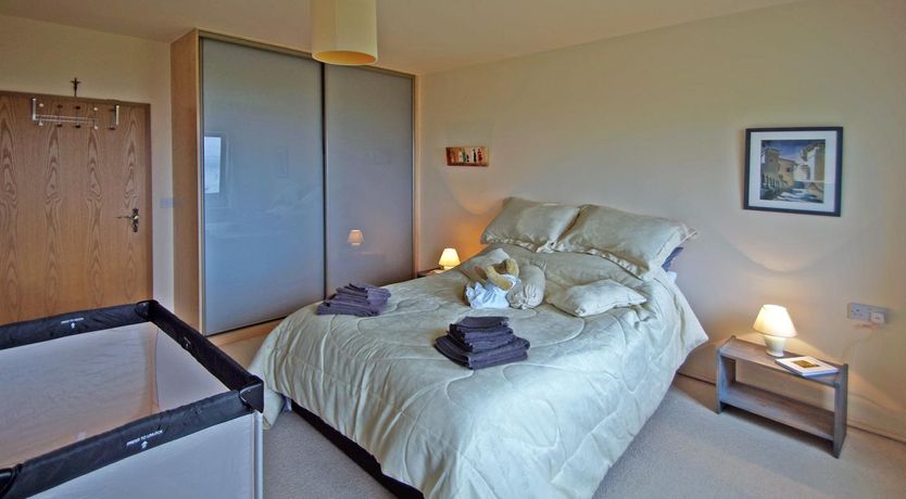 Photo of 3 Bed in Inch