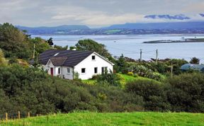 Photo of 3 Bed in Inch