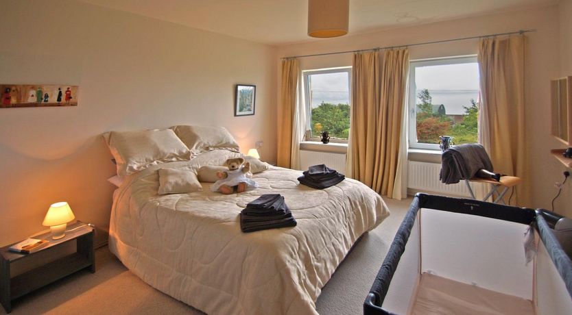 Photo of 3 Bed in Inch