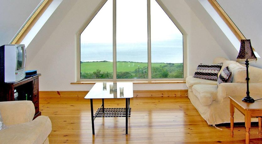 Photo of 4 Bed in Camp