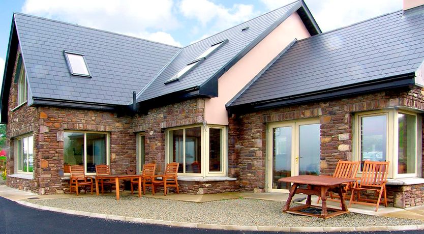 Photo of 4 Bed in Camp