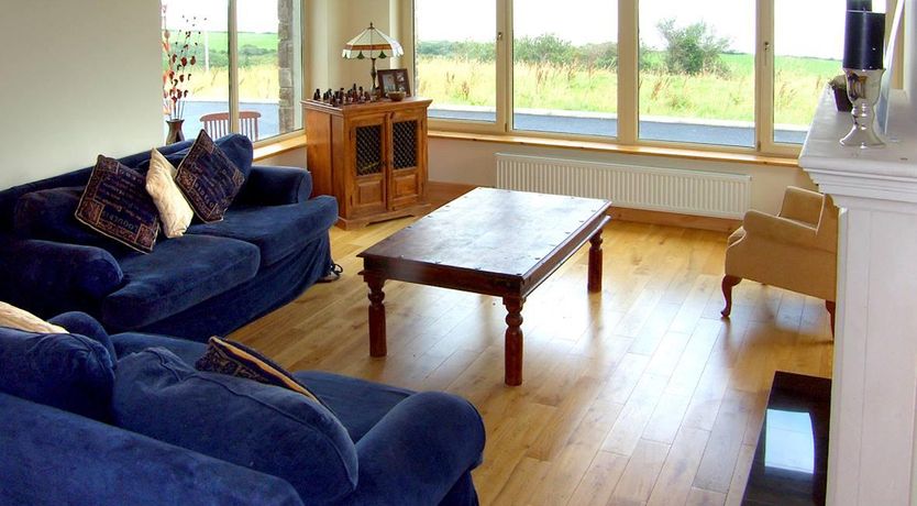 Photo of 4 Bed in Camp