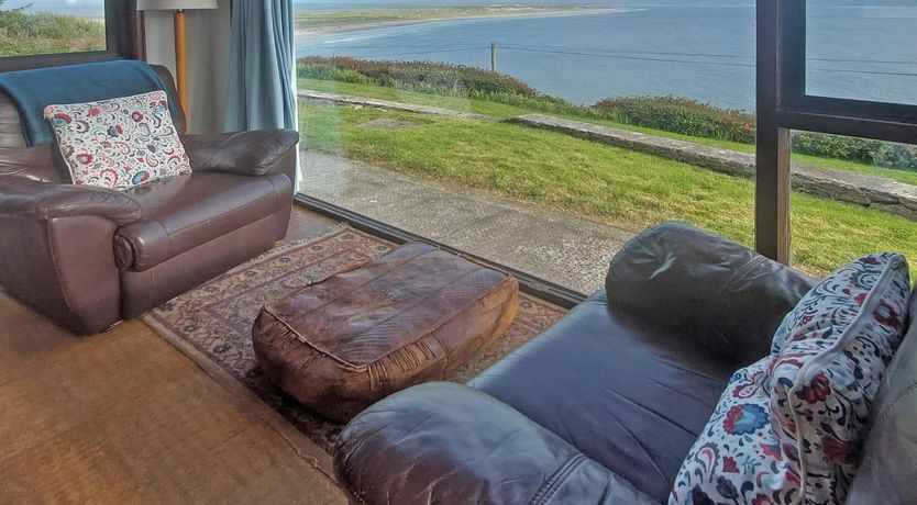 Photo of 3 Bed in Inch