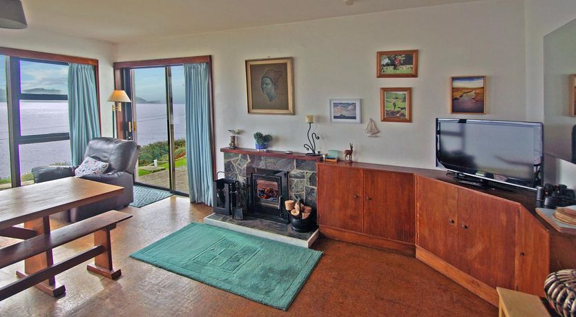 Photo of 3 Bed in Inch