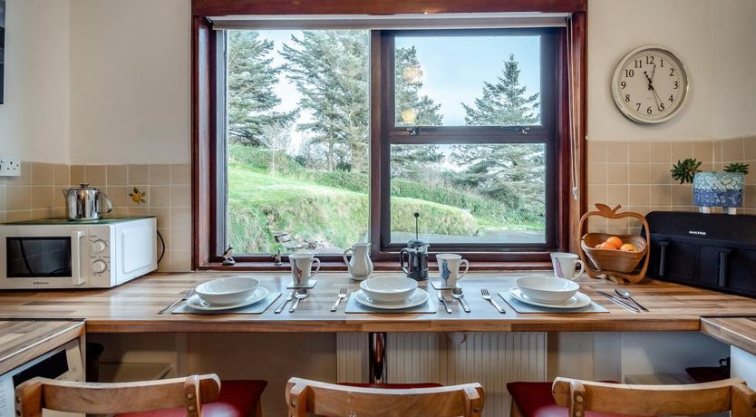 Photo of 3 Bed in Inch