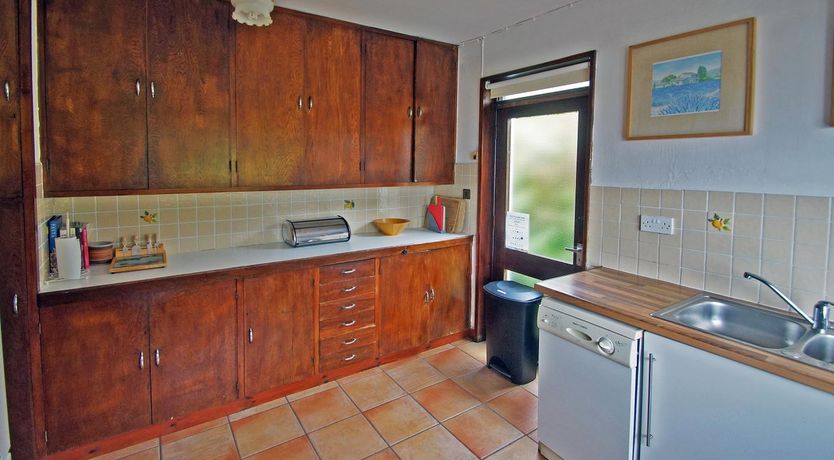 Photo of 3 Bed in Inch