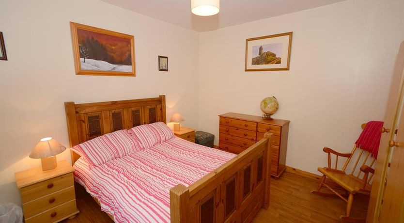 Photo of 2 Bed in Dunkineely
