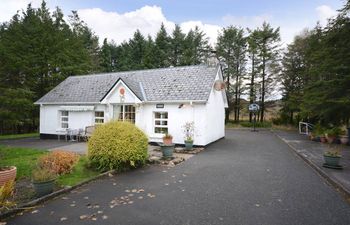 2 Bed in Dunkineely Holiday Home
