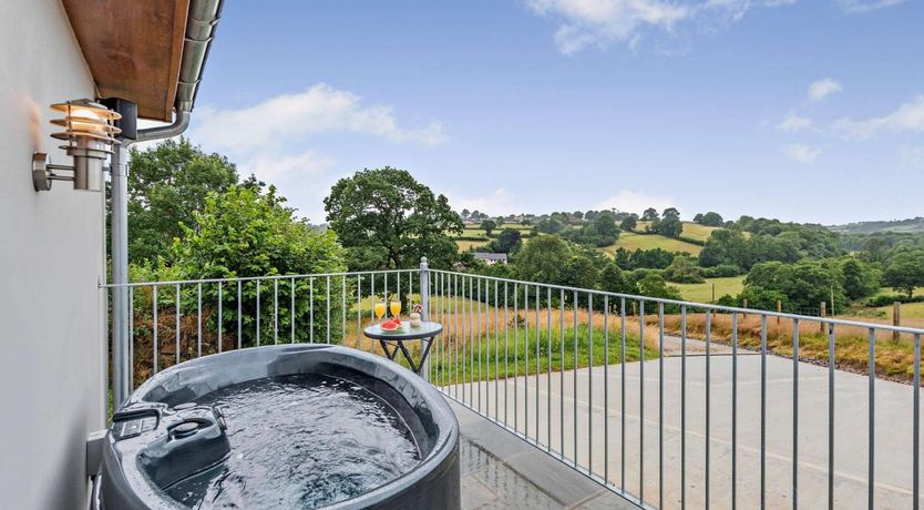 Photo of 1 Bed in South Molton