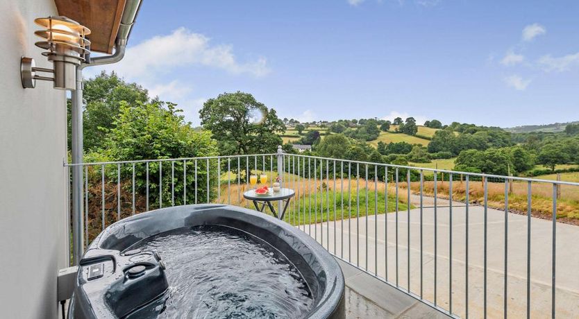 Photo of 1 Bed in South Molton