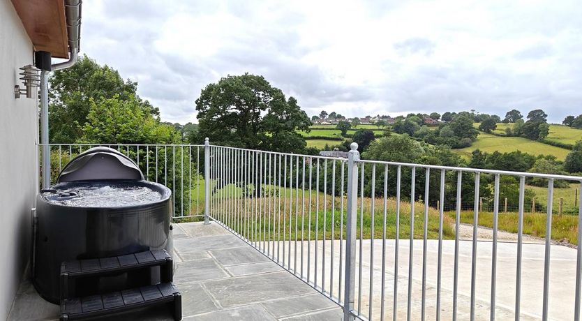 Photo of 1 Bed in South Molton