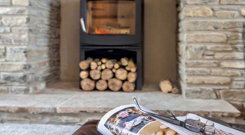 Photo of 2 Bed in Lower Chapel