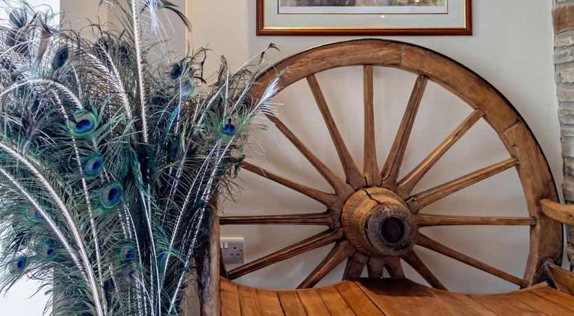 Photo of 2 Bed in Lower Chapel