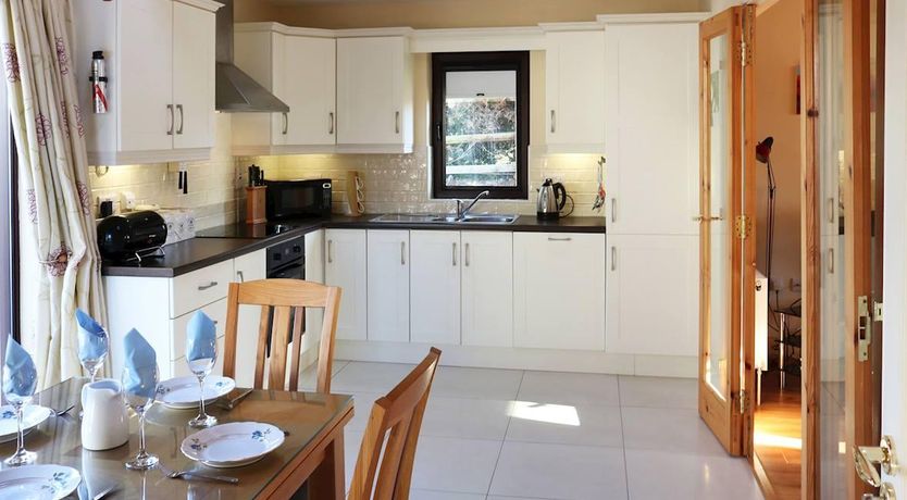 Photo of 1 Bed in Glin