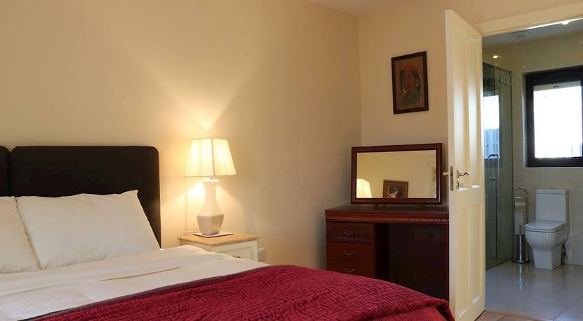 Photo of 1 Bed in Glin